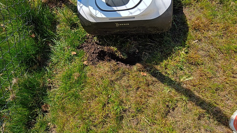  Dank eines Dual-Lidar-Navigationssystems kommt Ecovacs’ Spitzenmodell ohne Satellitennavigation und Begrenzungsdraht aus. 