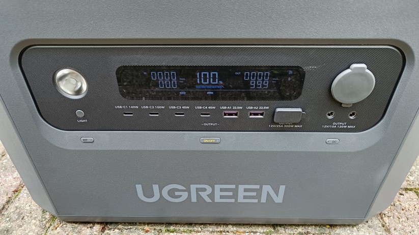 Ugreen Powerroam 2200