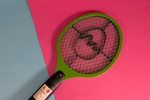 Elektrische Fliegenklatsche für nur 4 Euro: Gardigo Klatschigo (Bzzz) im Test