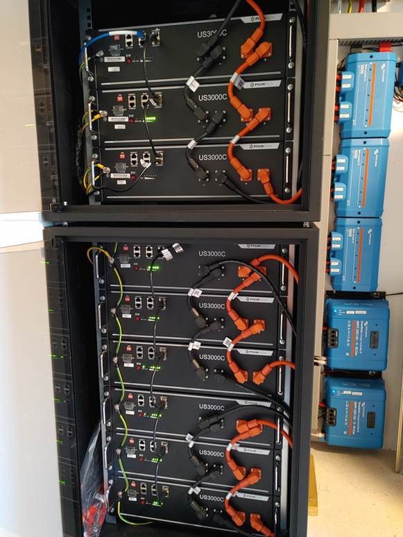 Batterieanlage mit 9 x Pylontech LiFePo Akku 48 V