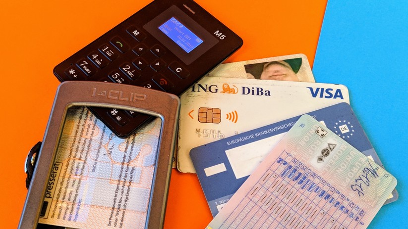 Geldbörsen ohne eigenes Kleingeldfach erfreuen sich wachsender Beliebtheit.