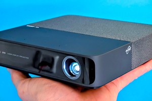  Kompakt, flüsterleise & mit Laser