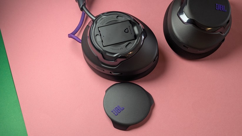 JBL Quantum 950 - Bilder  