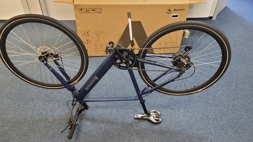 Accolmile E-Road: Verpackung, Lieferumfang und Aufbau