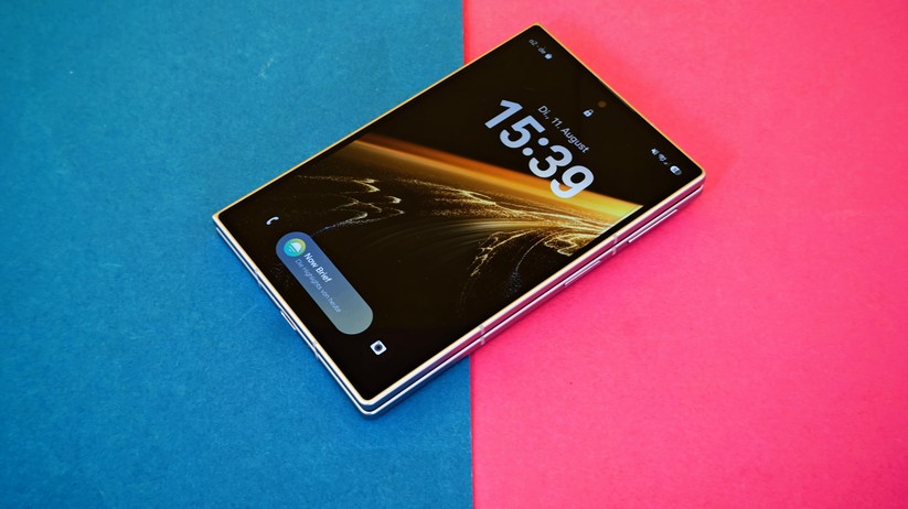 Samsung Galaxy Z Fold 8