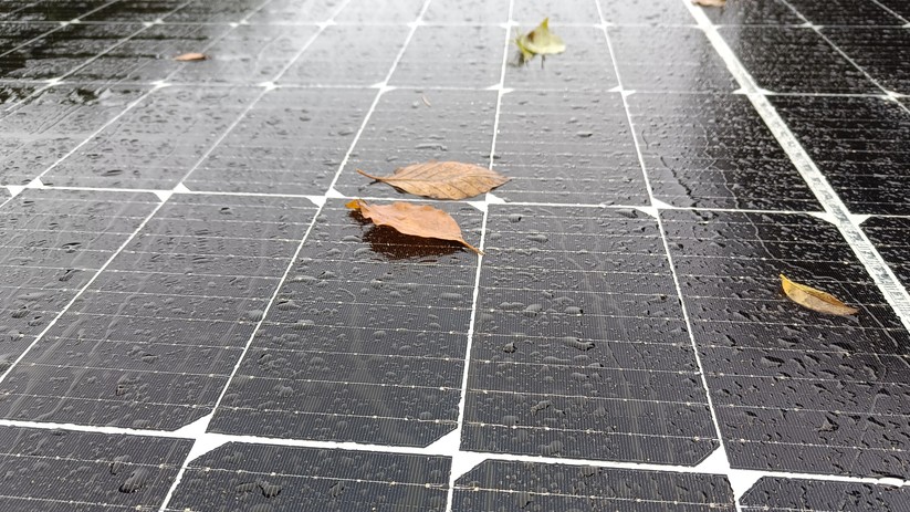 Ecoflows Smart Generator sorgt auch bei schlechtem Wetter für volle Akkus in der Powerstation.