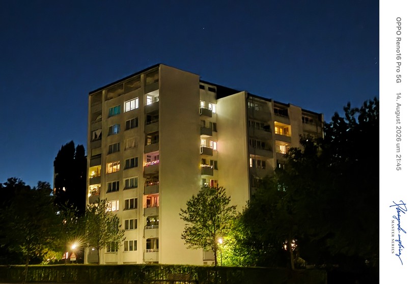 Oppo Reno 16 Pro 5G: Hauptkamera bei Nacht mit 2x Zoom