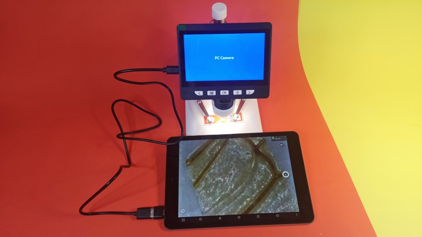 Das LCD-Mikroskop funktioniert auch als externe Kamera für PC, Smartphone und Tablet.