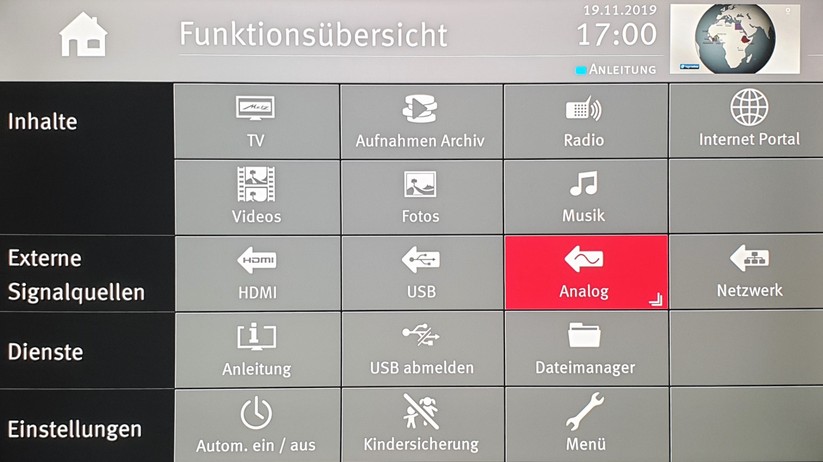Die Metz-Oberfläche basiert auf einem Linux-System und legt höchsten Wert auf nüchterne Sachlichkeit.