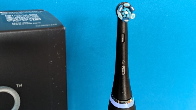 Oral-B iO Series 10