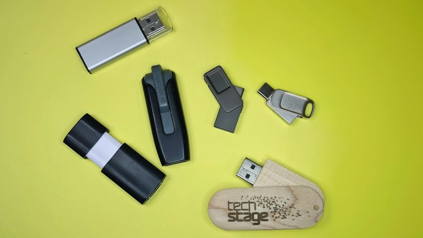 USB-Sticks: Der Stecker sollte gegen Schmutz geschützt sein.