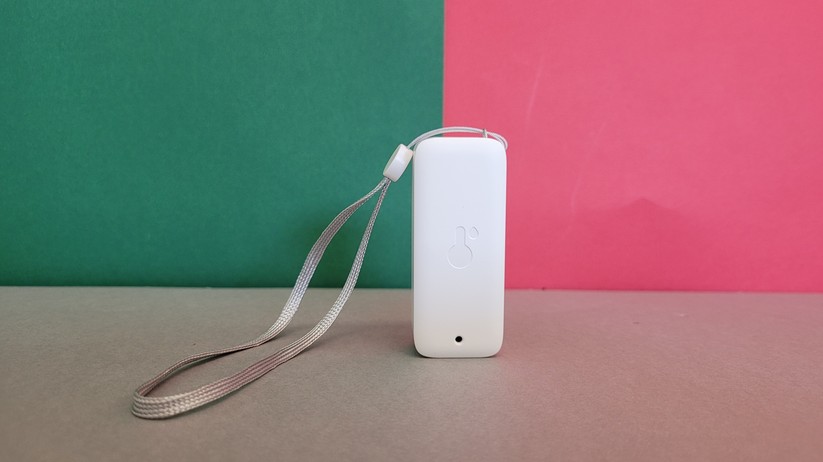 Als besonders leistungsfähig entpuppt sich im Test der wetterfeste Sensor Switchbot Outdoor Meter. Er ist nach IP65 staub- und wasserdicht und kann in Küchen, Bädern oder Gewächshäuser genutzt werden. 