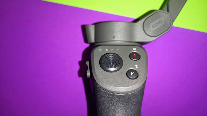 Der Joystick steuert den Gimbal auch ohne App.