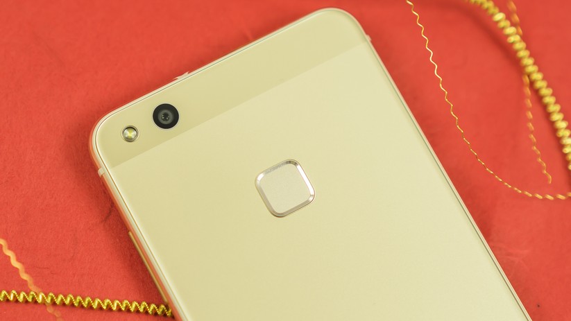 Die Kamera des P10 lite hat 12 Megapixel Kamera.