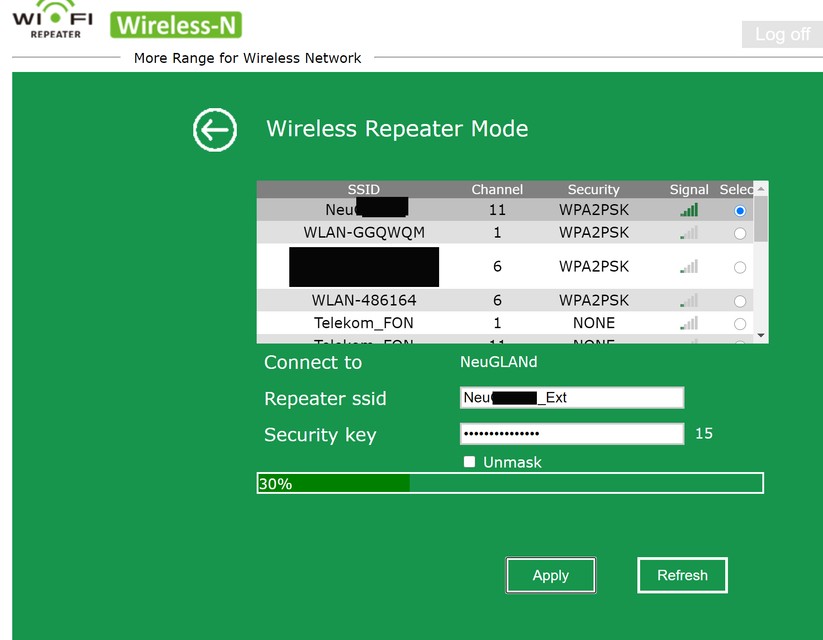 Der Repeater scannt nach WLANs in der Umgebung, anschließend kann man sich damit verbinden. 