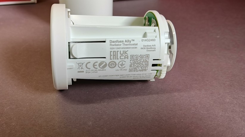Danfoss Ally: Zigbee-Thermostat für Heizkörper bietet 34 Entitäten unter Home Assistant und regelt die Temperatur im PID-Verfahren