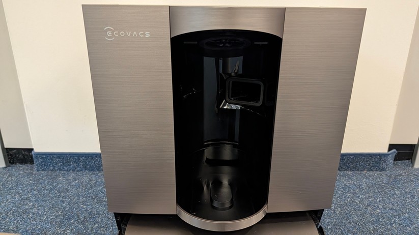 Ecovacs Deebot X11 Omni Cyclone – Bilderstrecke