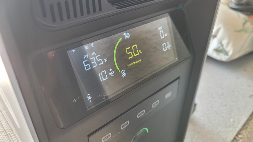  Stromspeicher mit 1 bis 6 kWh, auch als mobile Powerstation nutzbar