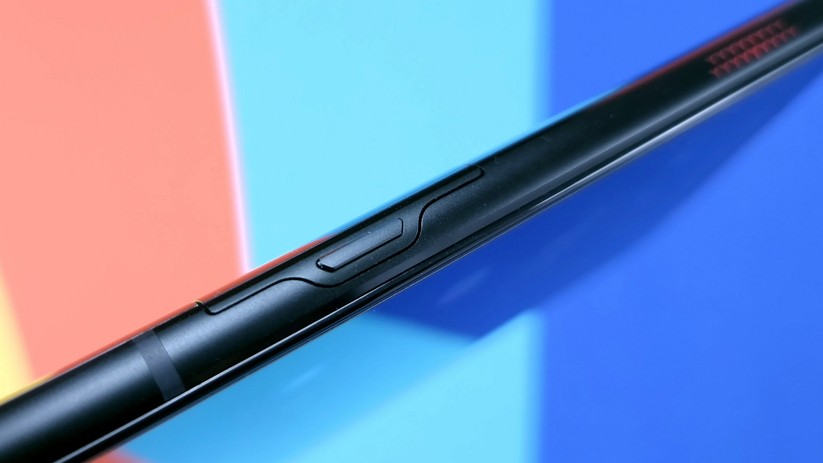 Lenovo Legion Phone Duel
