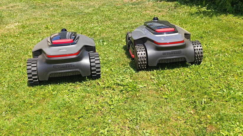 Der Mova Lidax Ultra AWD ist nahezu baugleich mit dem Dreame A3 AWD Pro. Die Lackierung des Mova ist matt, die Hinterräder nutzen ein anderes Profil und die LiDAR-Einheit sitzt etwas geneigt nach vorn.
