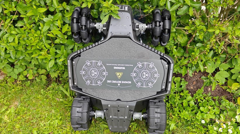 Mammotion Luba 3 AWD 3000: LiDAR, RTK und KI-Kameras, 40 cm Schnittbreite und 12-Ah-Akku