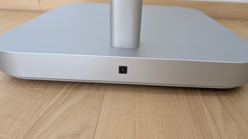 LC-Power LC-M32S4K – Ladeanschluss mit Rundhohlstecker