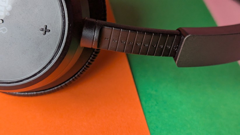 Poly Voyager Focus 2 UC - Bilder