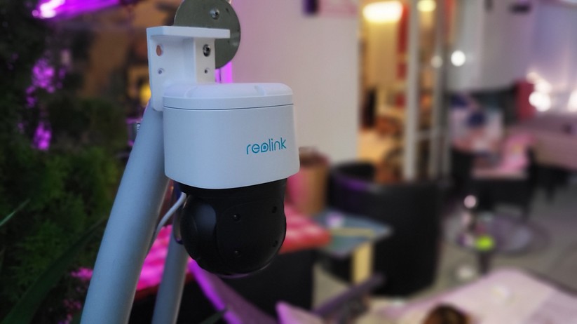 Reolink Trackmix PoE: PTZ-Outdoor-Überwachungskamera mit zwei Linsen und Bewegungsverfolgung