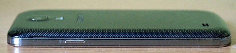 Samsung GT-I9195 Galaxy S4 mini 3