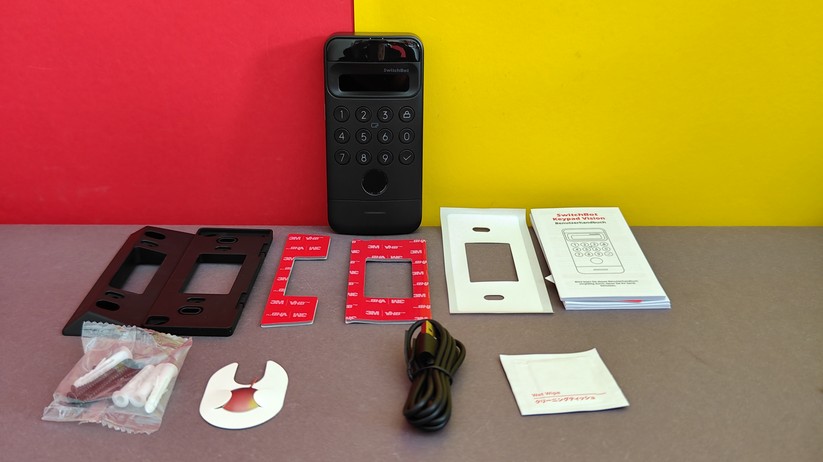 Switchbot Lock Ultra mit Keypad Vision: Tür aufsperren per Gesicht, Fingerabdruck oder PIN-Code