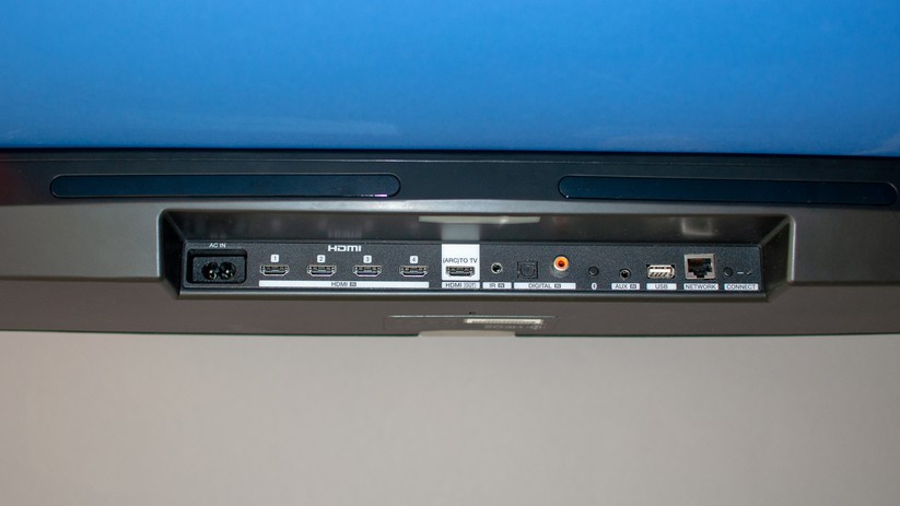 Gerade die Heos Bar bringt eine ganze Menge an Anschlüssen mit, die einzelnen Lautsprecher haben aber alle mindestens einen USB-Anschluss. 