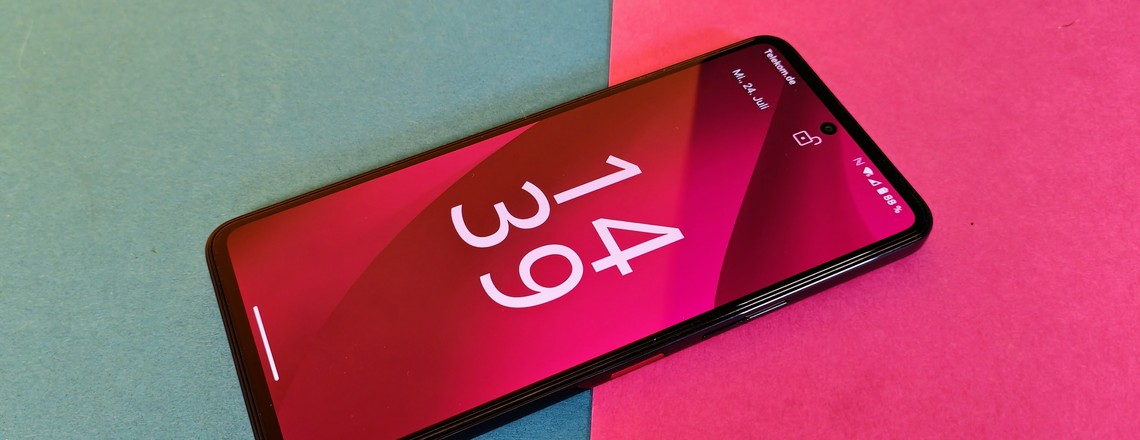 T Phone 2 Pro