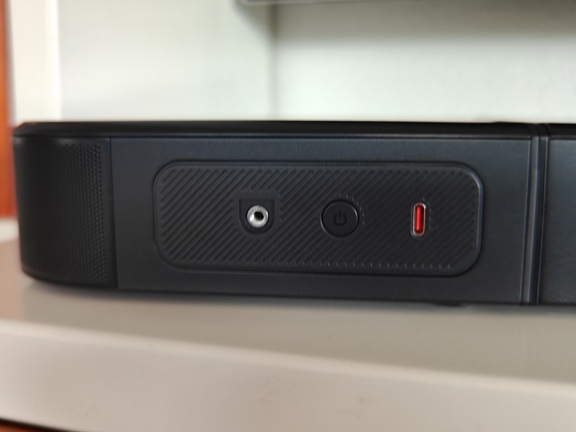 JBL Bar 800MK2: Soundbar mit Subwoofer und Akku-Rear-Speakern