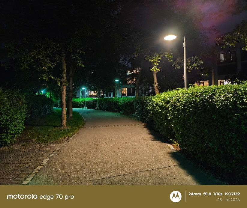  Hauptkamera bei Nacht