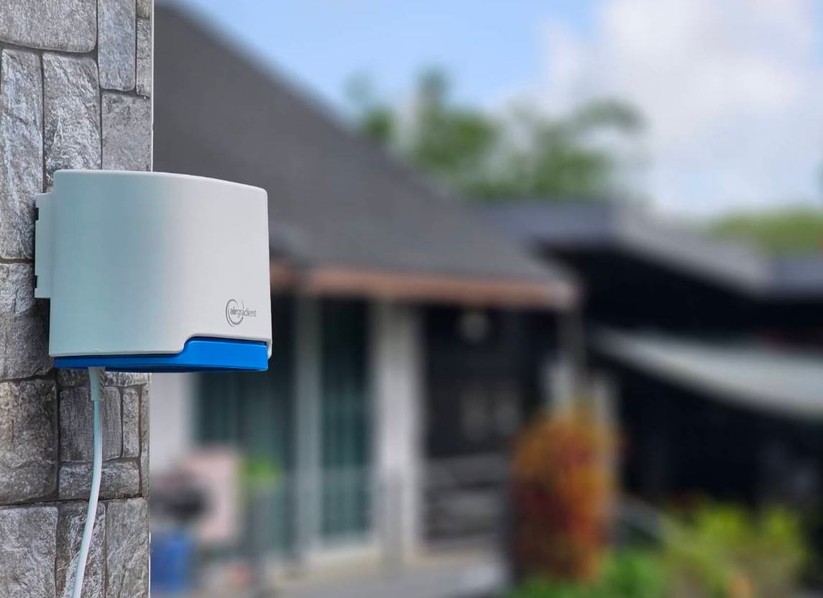 Air Gradient Open Air: Outdoor-Luftgütesensor misst Temperatur, Luftfeuchte, CO₂, Feinstaub (PM2.5, PM10, PM1), TVOCs und NOx