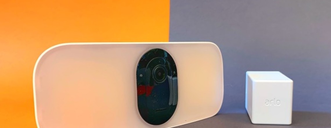 Arlo Pro 3 Floodlight im Test: Akku-Kamera mit Flutlicht