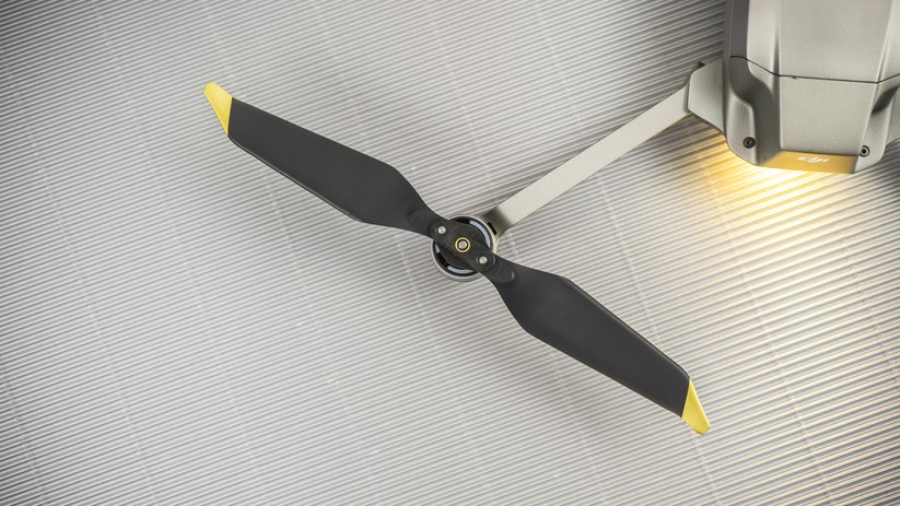 Die neuen Propeller der DJI Mavic Pro Platinum.
