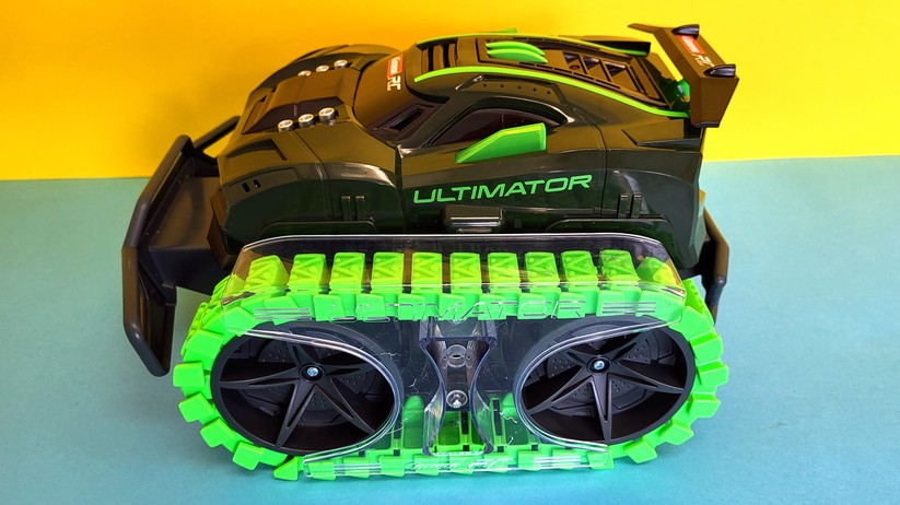Carrera RC Ultimator - Ultimate Terrain Vehicle