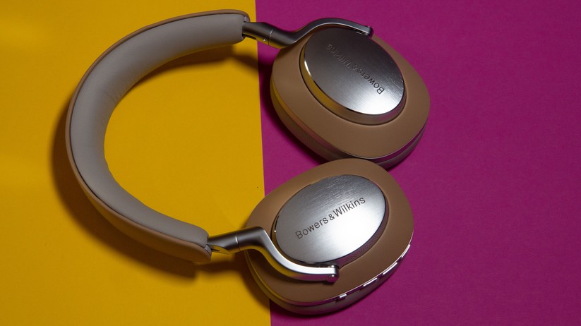 Bowers & Wilkins Px8