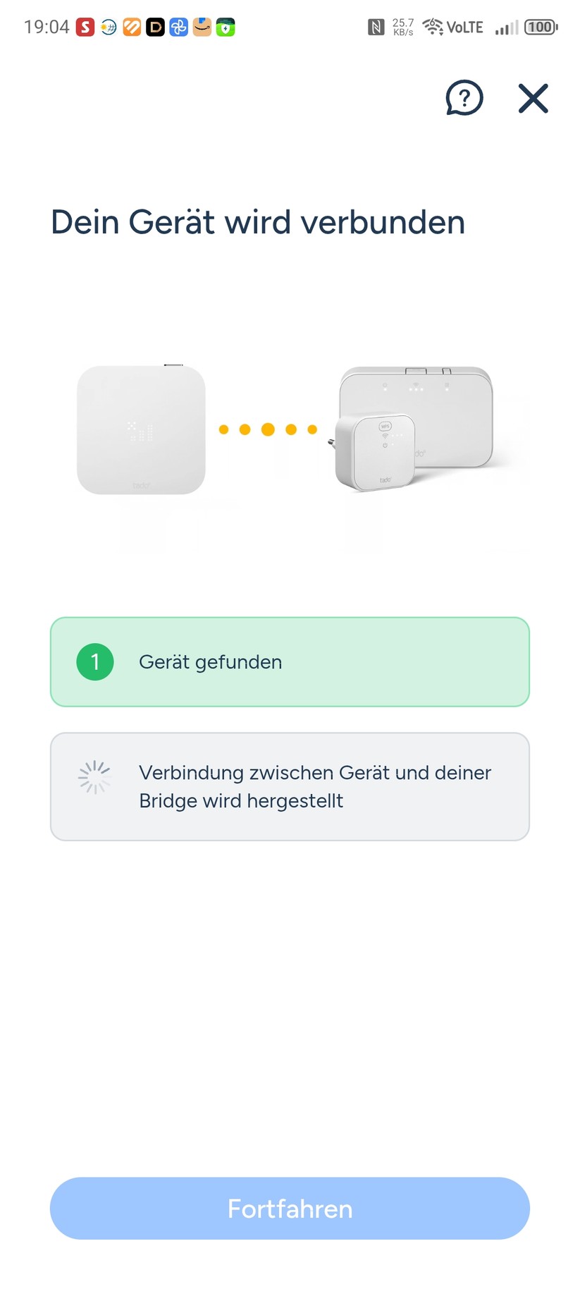 Die Tado-App erleichtert nicht nur die Inbetriebnahme mit zahlreichen Grafiken, sondern bietet auch eine einfache Bedienung, inklusive Erstellung von Heizplänen und liefert zudem detaillierte Informationen zum Heizbetrieb. Der volle Funktionsumfang steht allerdings nur mit einem kostenpflichtigen Abo zur Verfügung. Dafür muss man entweder 4 Euro monatlich oder 30 Euro jährlich bezahlen.