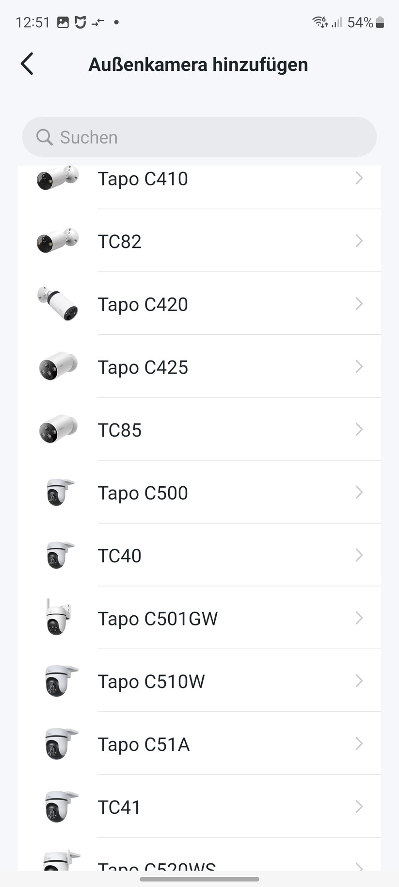 TP-Link C425: Das Set-up der Überwachungskamera erfolgt mit der Tapo-App, für die allerdings ein Konto erforderlich ist. Die App informiert dabei nicht nur die Funktionen der C425, sondern gibt auch Tipps zum Aufstellort.