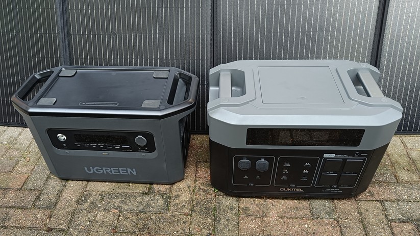Green Powerroam 2200 neben der vergleichbaren Oukitel BP2000.