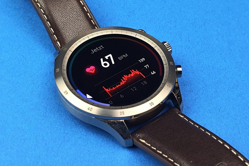 Die Zepp Z kontrolliert rund um die Uhr die Herzfrequenz.