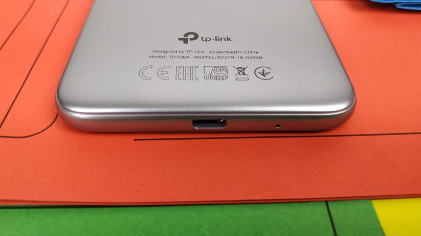 Das Neffos C9A hat noch einen MicroUSB-Anschluss.