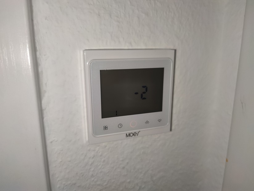 Moes-Thermostat: Temperatur-Anpassung 