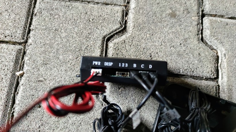 Funk-Ultraschall-Einparkhilfe von Lescars