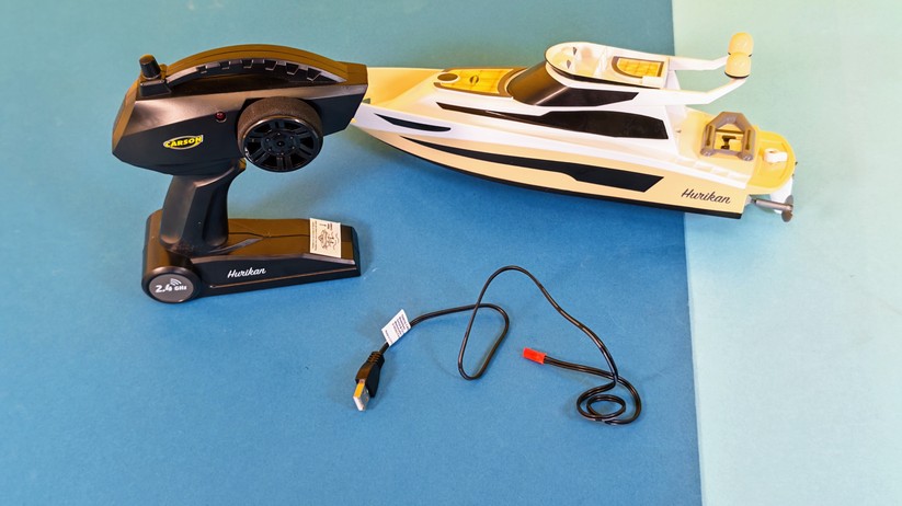 Carson RC Yacht Hurikan