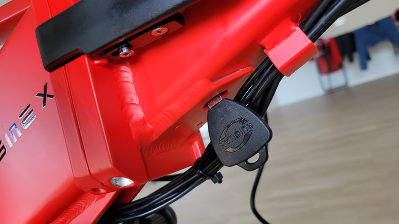  Faltbares E-Fatbike mit Doppelfederung und ergonomischer Sitzposition