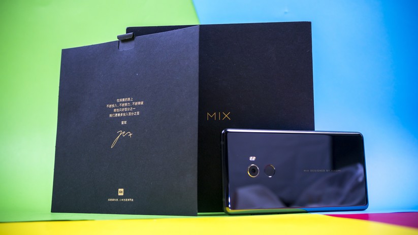 Xiaomi Mi Mix 2: Verpackung und Lieferumfang