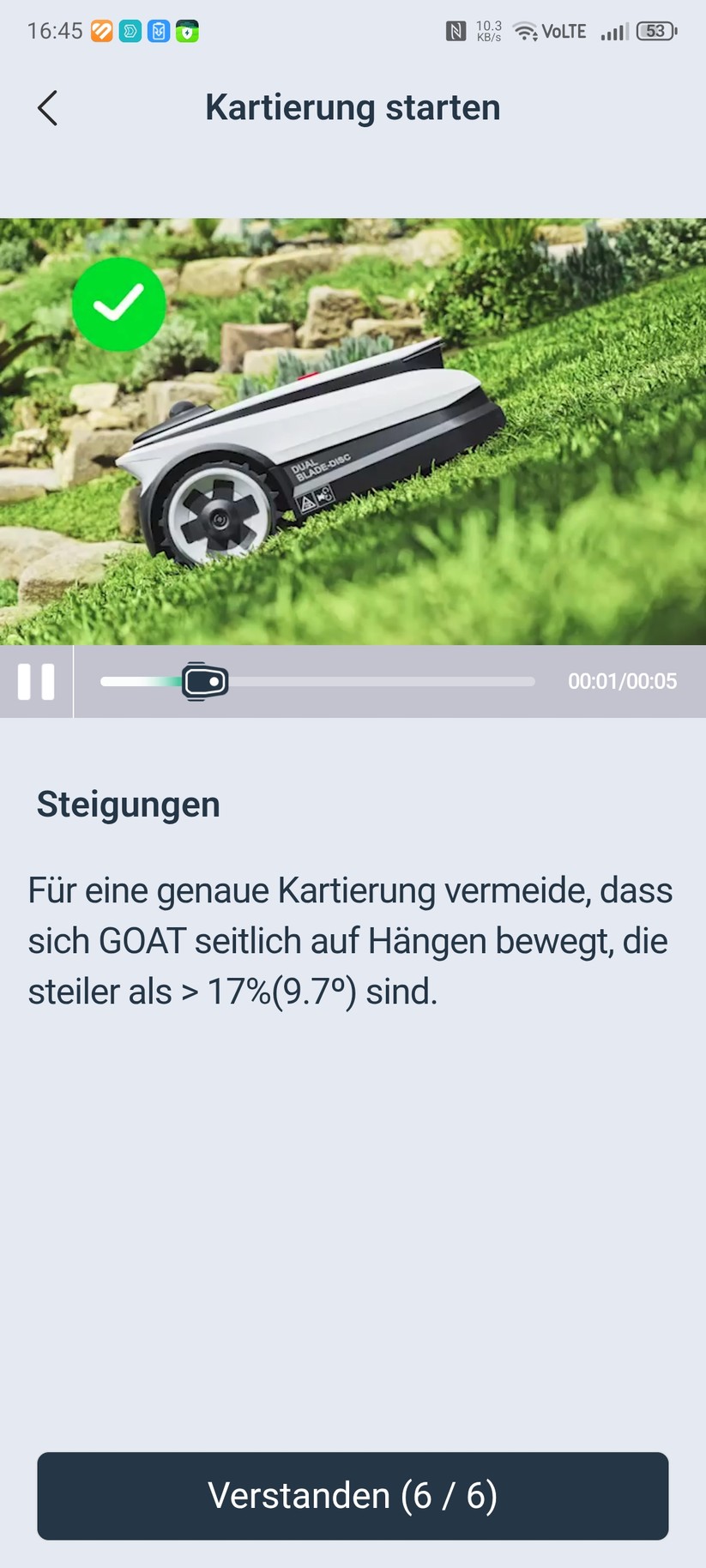 Der Ecovacs Goat A3000 LiDAR bietet eine automatische Kartierung, die allerdings nur funktioniert, wenn die Rasenfläche klar abgegrenzt ist. In unserem Test-Garten mit offenen Übergängen kartieren wir manuell. Die Methode liefert in jedem Fall die präziseren Ergebnisse.